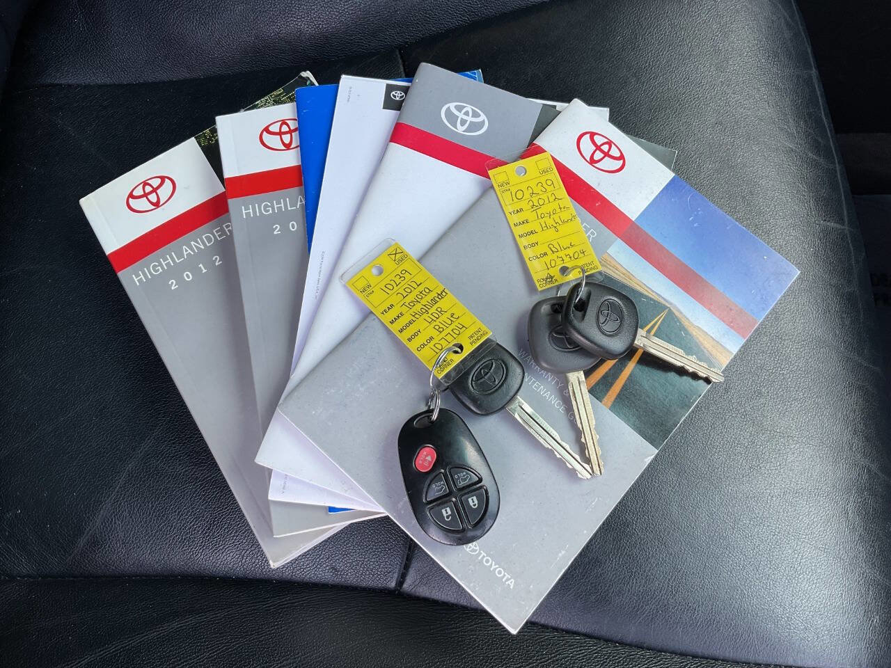 Used 2012 Toyota Highlander SE w/ Tow Pkg AWD/4WD image 54