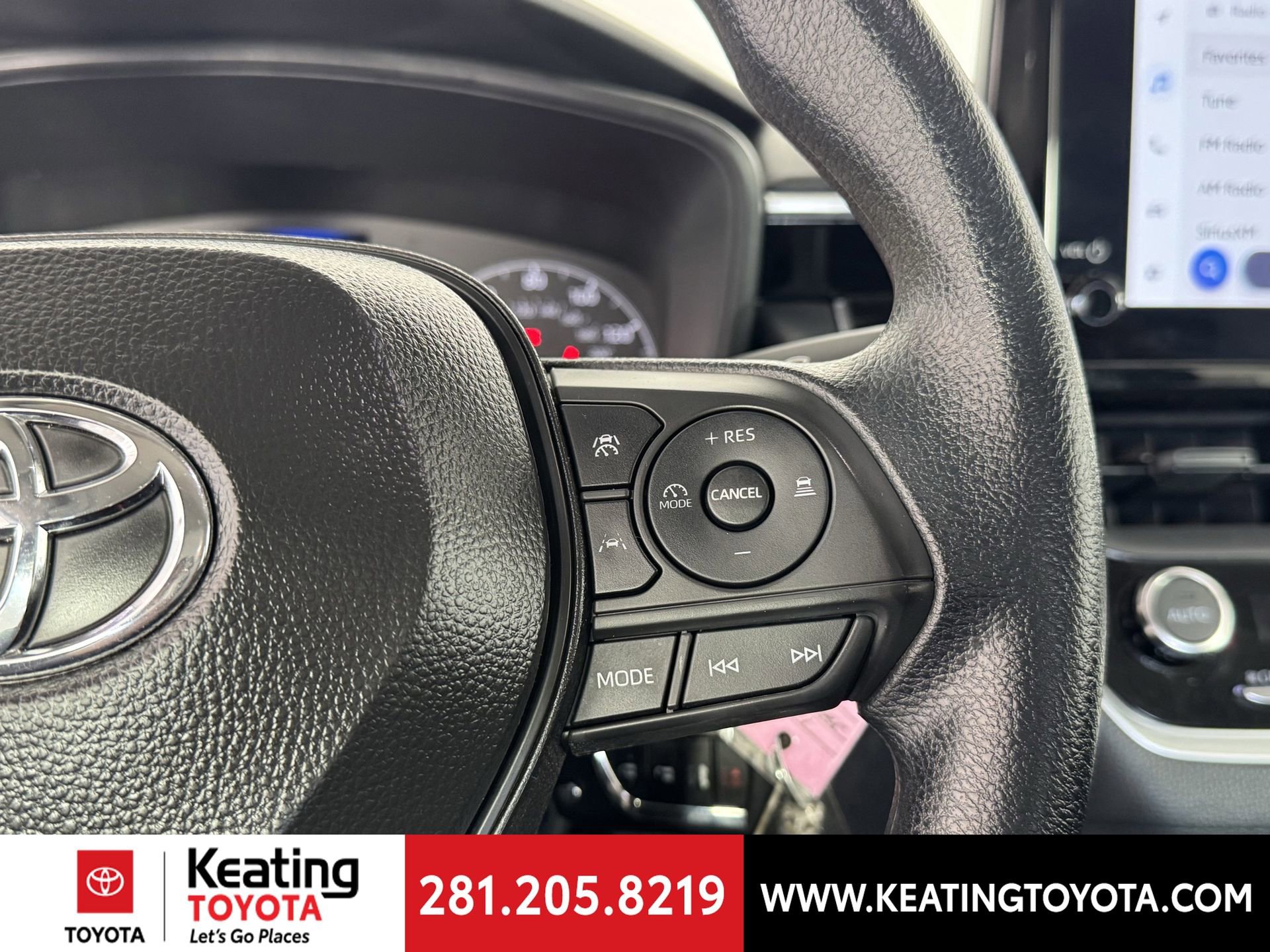 Certified 2025 Toyota Corolla LE image 29