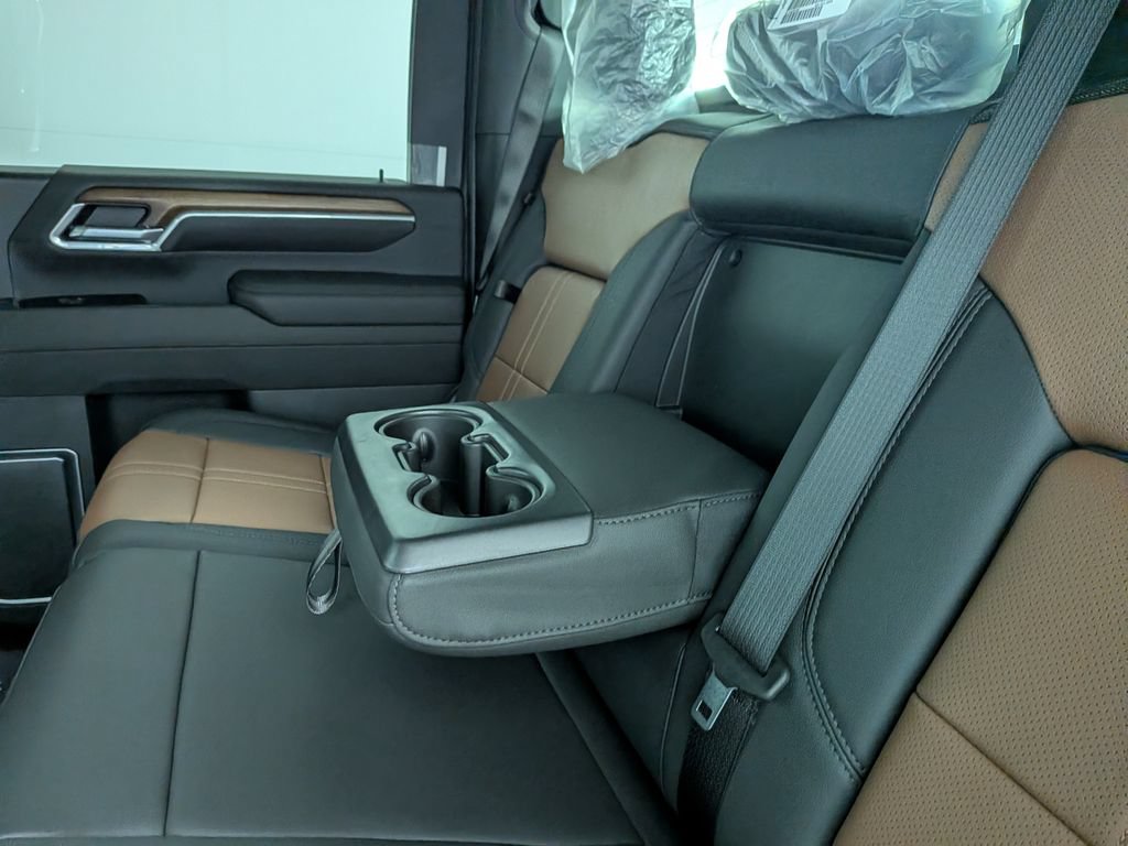 New 2026 Chevrolet Silverado 2500 High Country w/ High Country Premium Package AWD/4WD image 31