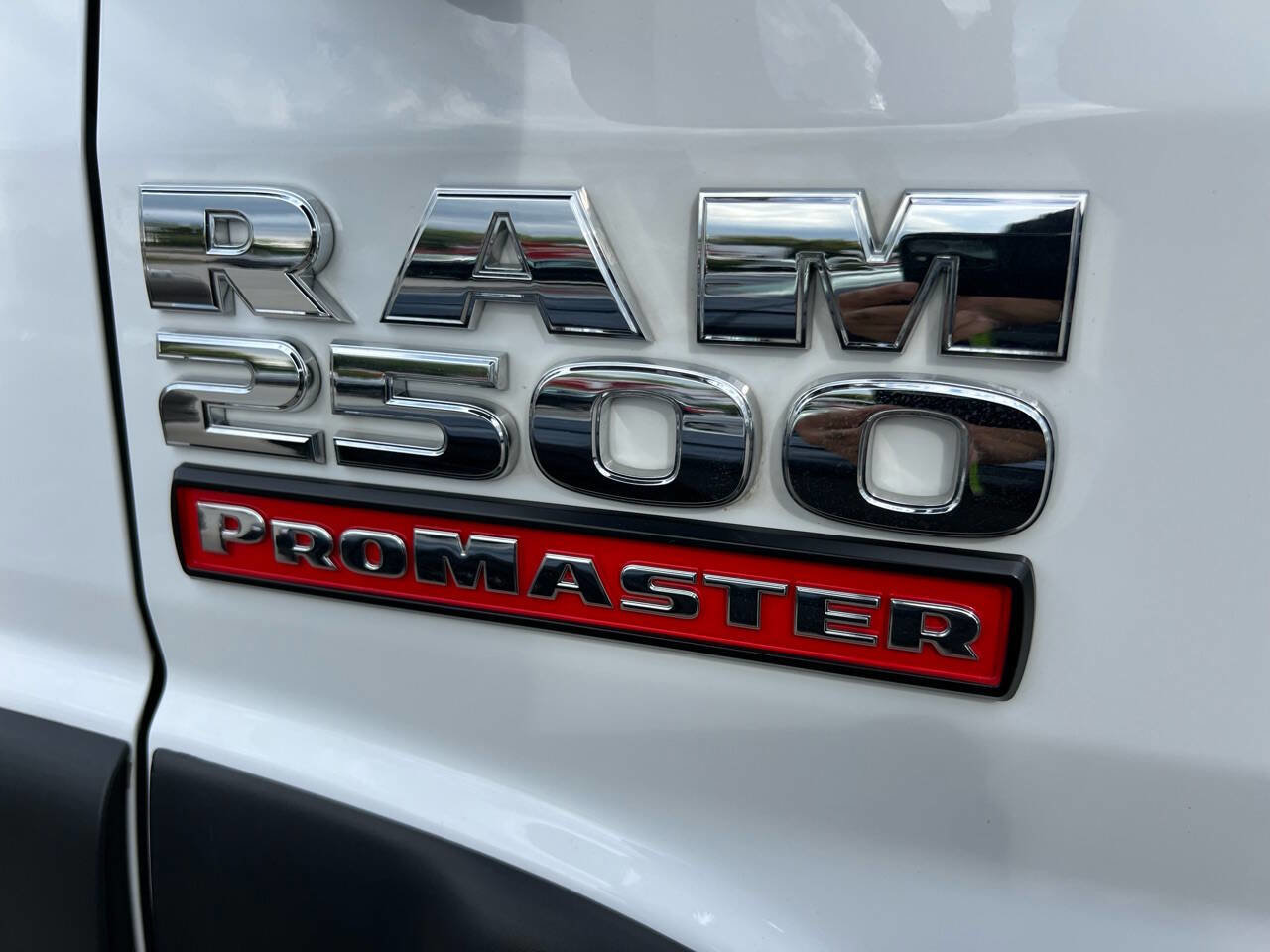 Used 2022 RAM ProMaster 2500 w/ Convenience Group image 19