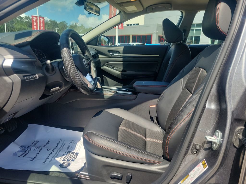 Used 2024 Nissan Altima 2.5 SR image 16