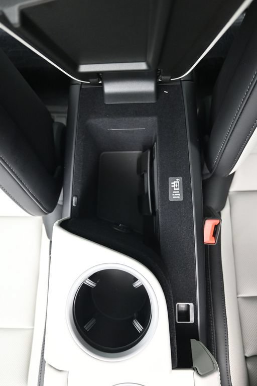 New 2026 Porsche Taycan AWD/4WD image 20