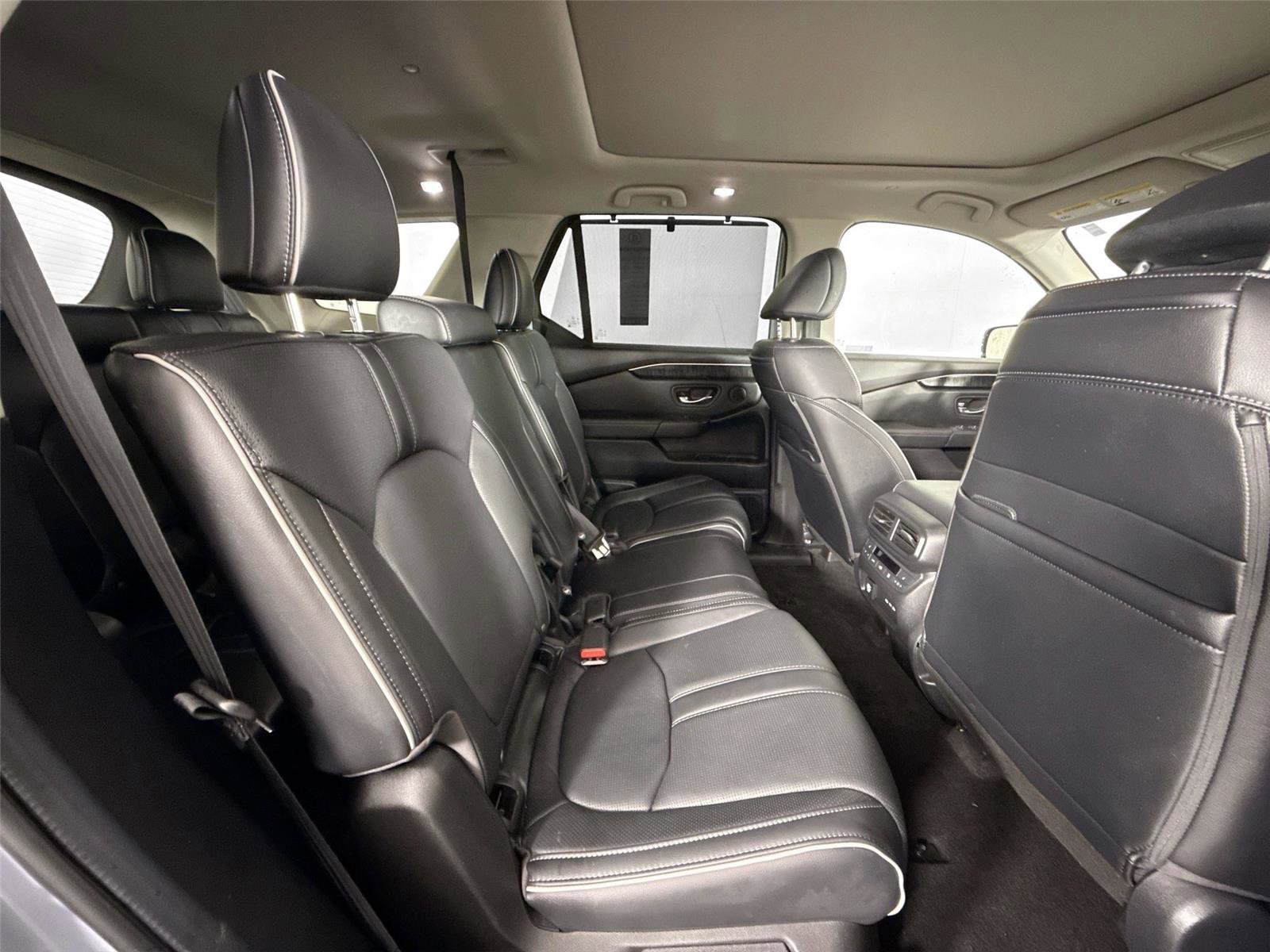 Used 2024 Honda Pilot Elite image 43