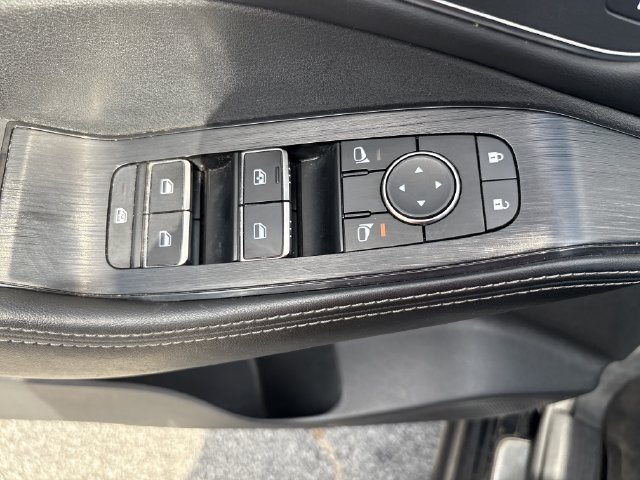 Certified 2021 Nissan Rogue Platinum FWD image 17