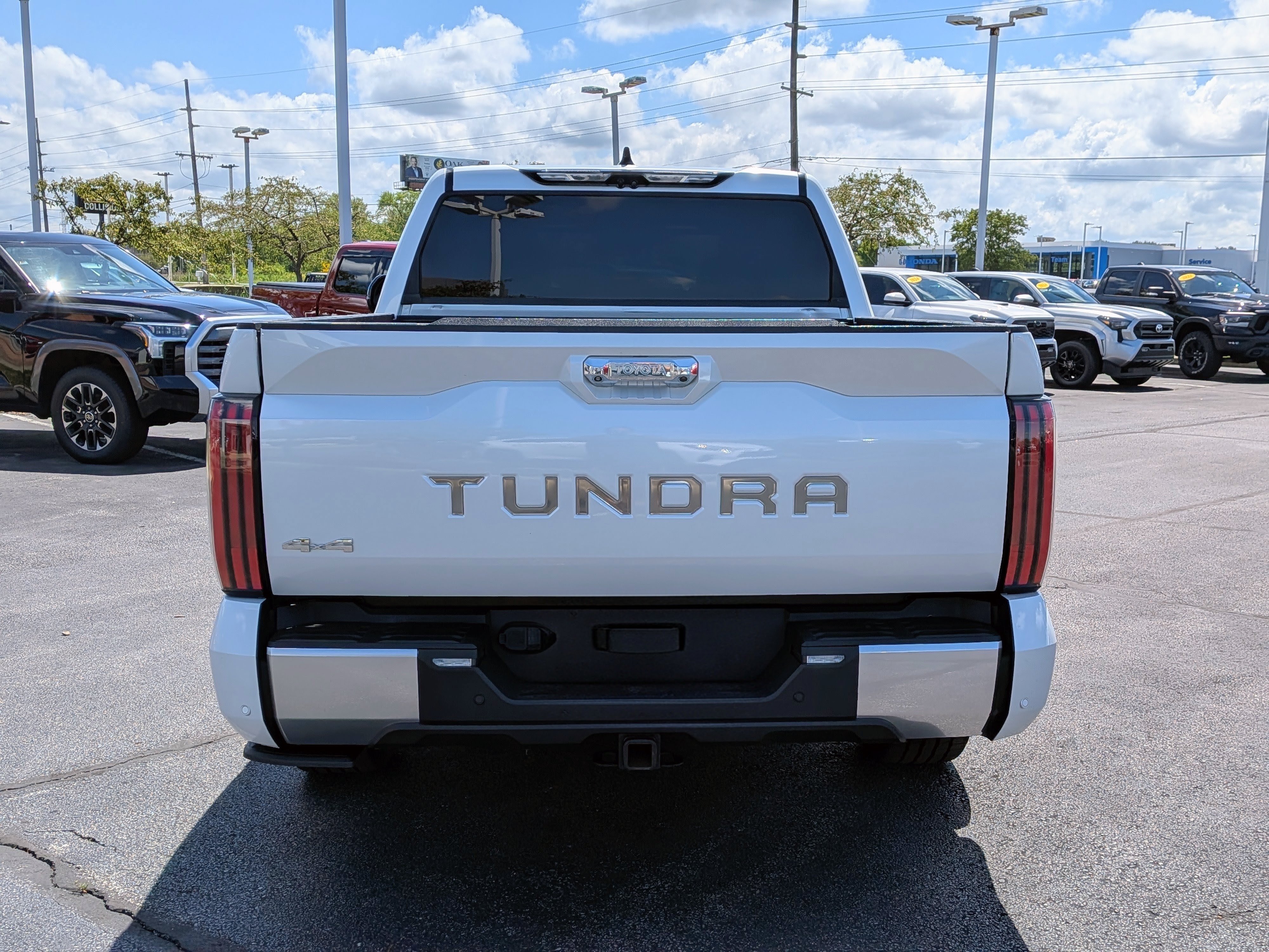 Used 2023 Toyota Tundra Capstone AWD/4WD image 7