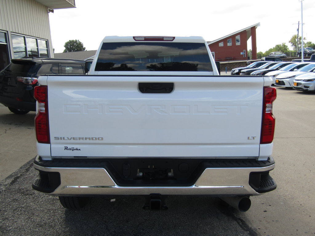 Used 2026 Chevrolet Silverado 2500 LT AWD/4WD image 4