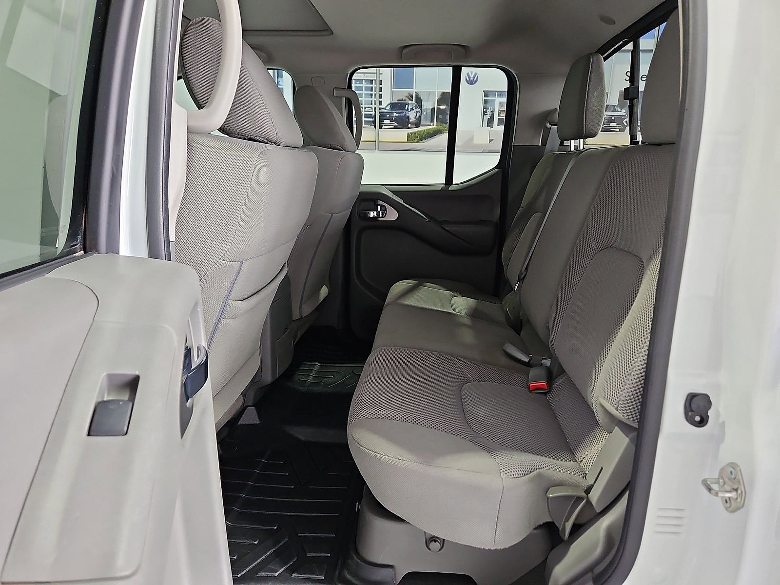 Used 2019 Nissan Frontier SV w/ Value Truck Package RWD image 13