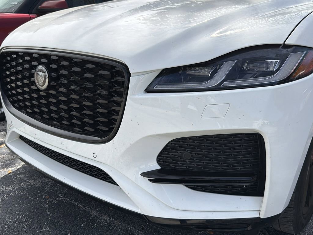 Used 2023 Jaguar F-PACE S image 4