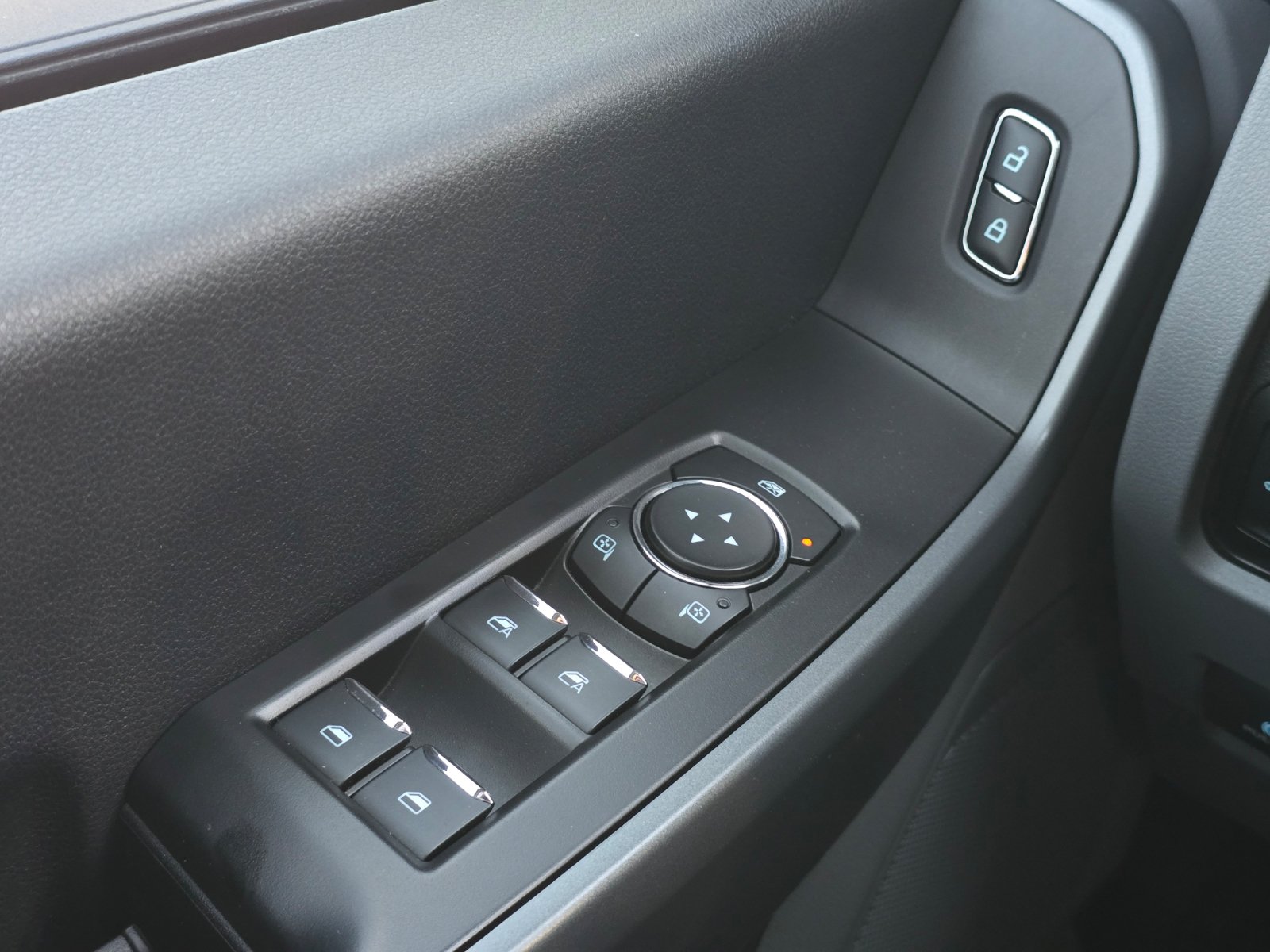 Used 2024 Ford F250 XL w/ STX Appearance Package AWD/4WD image 23