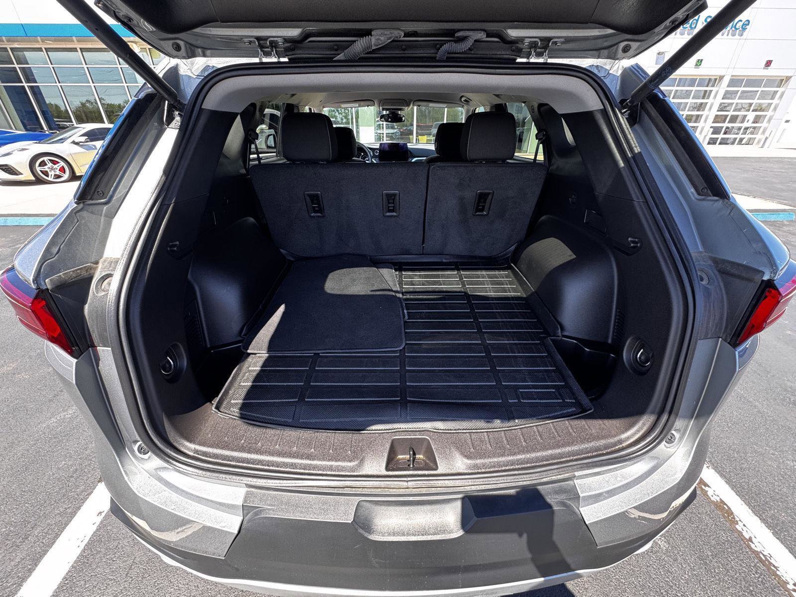 Used 2024 Chevrolet Blazer LT w/ Convenience Package image 12