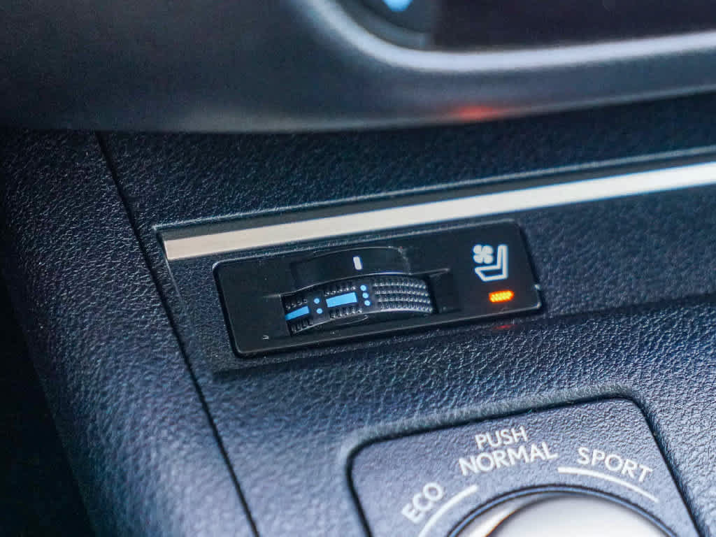 Used 2015 Lexus ES 350 w/ Premium Package FWD image 22