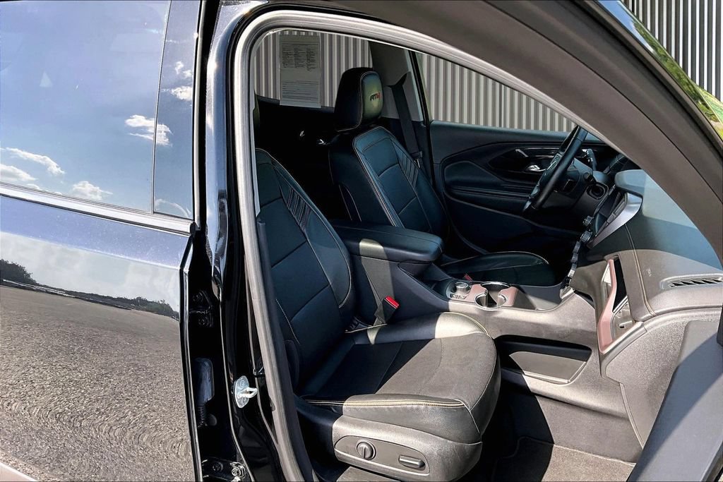 Used 2023 GMC Terrain AT4 AWD/4WD image 7