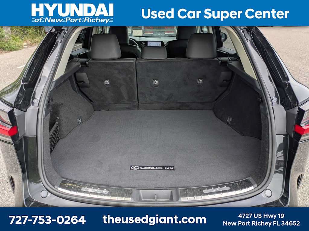 Used 2023 Lexus NX 250 FWD image 12