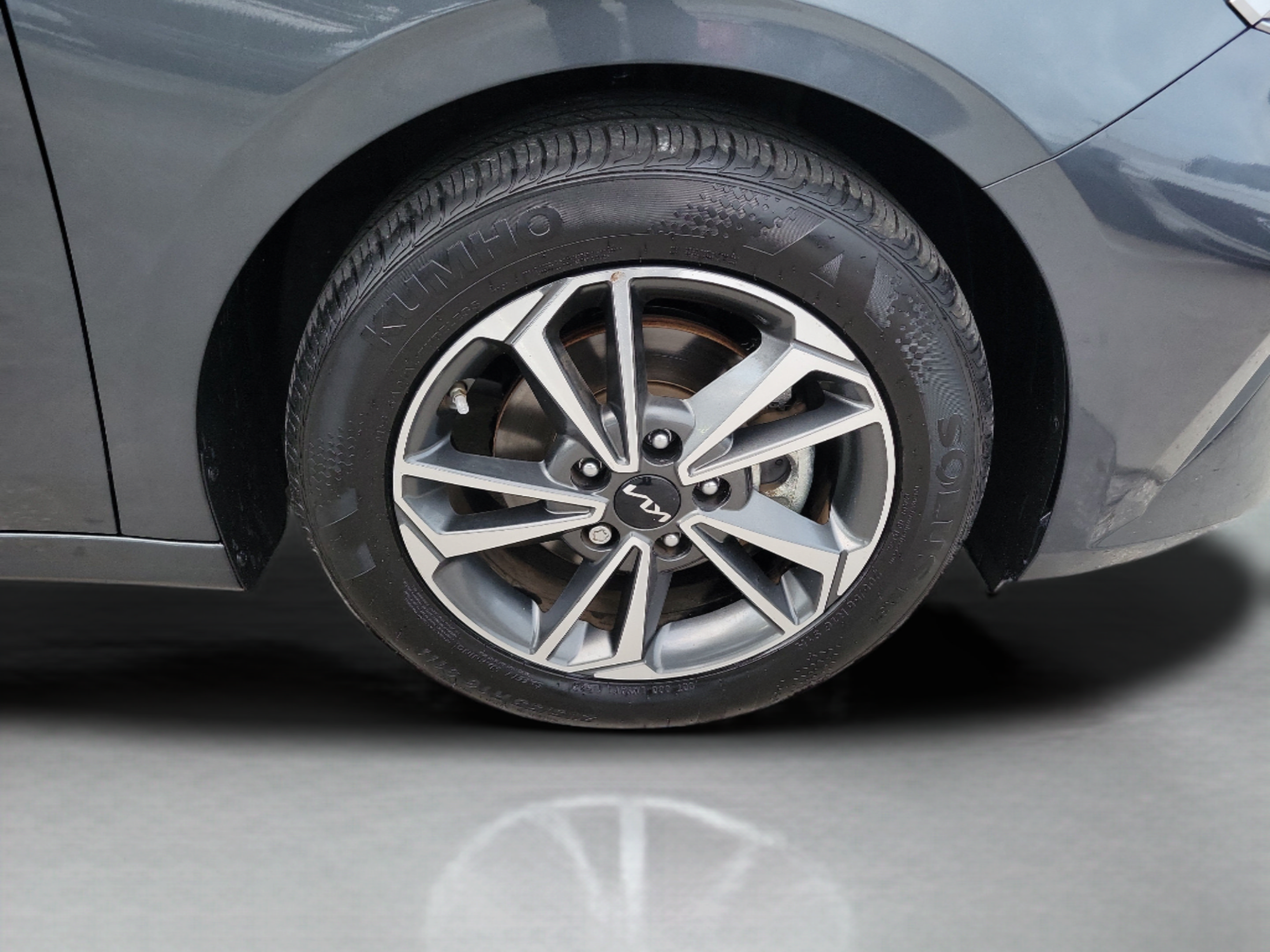 Certified 2023 Kia Forte LXS w/ LXS Technology Package FWD image 27