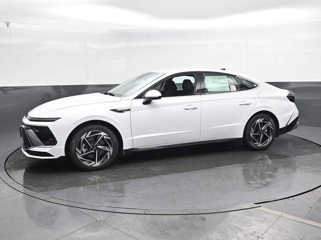 New 2026 Hyundai Sonata SEL FWD image 7