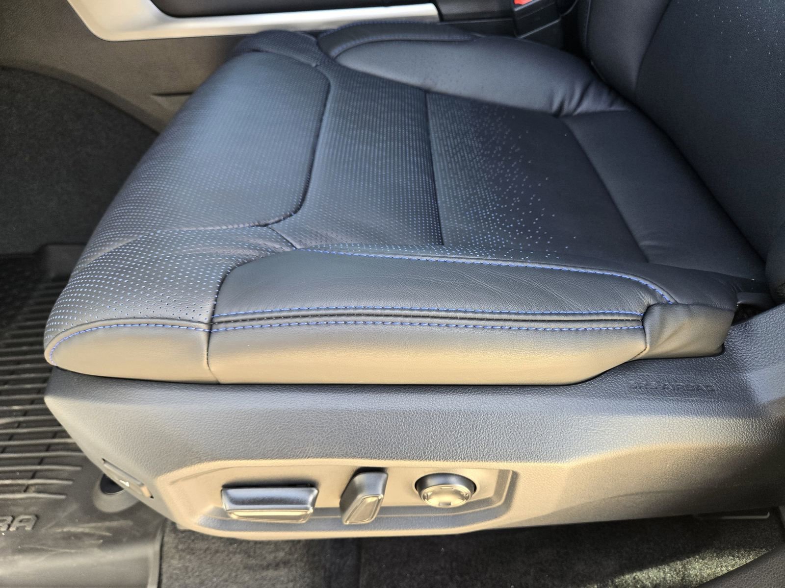 New 2026 Toyota Tundra Platinum AWD/4WD image 22