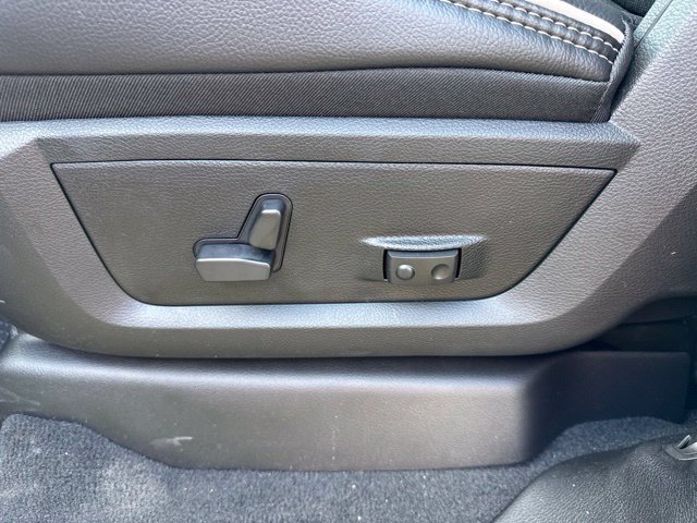 New 2026 RAM 2500 Laramie w/ Night Edition AWD/4WD image 32