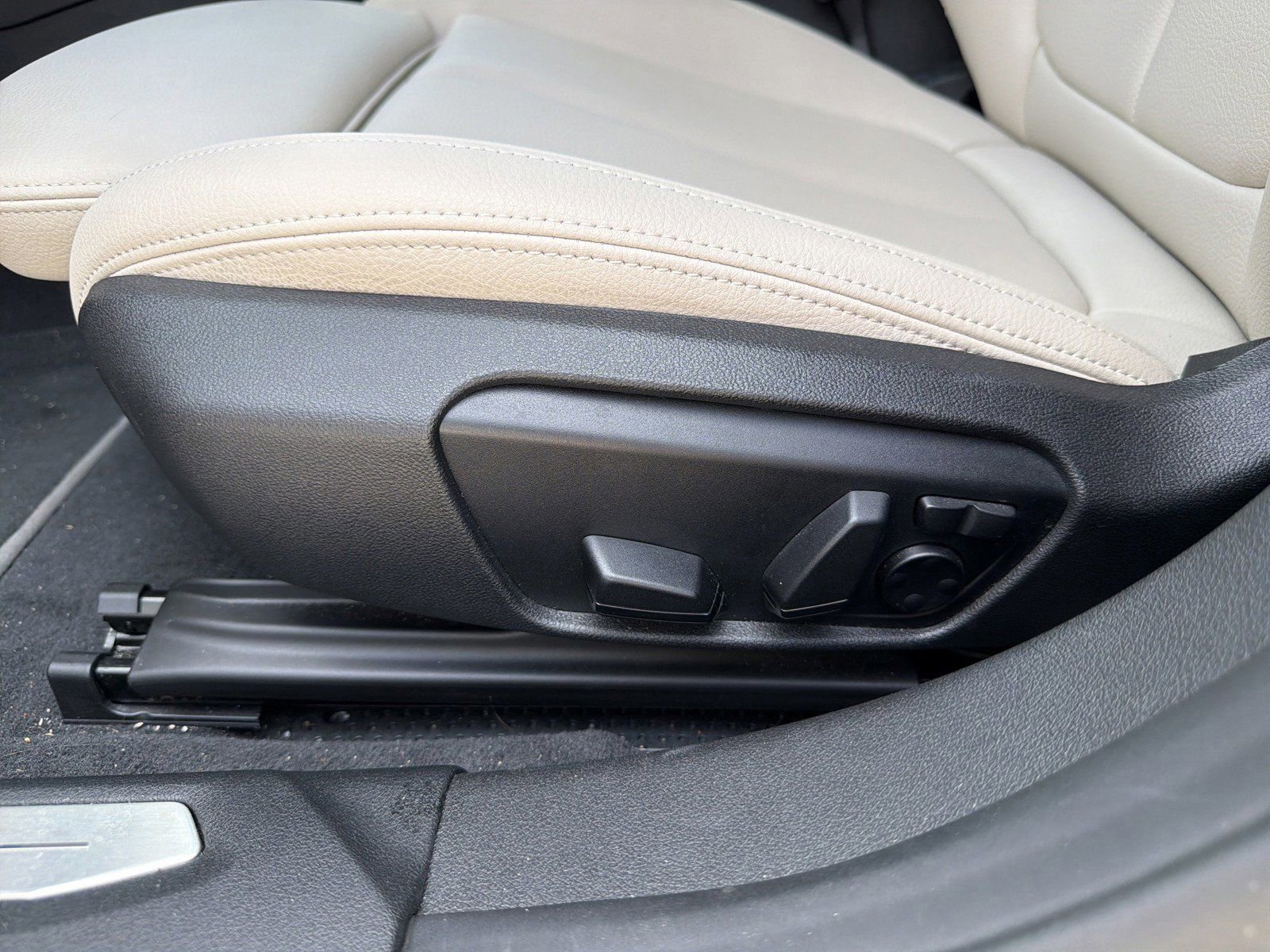 Used 2022 BMW 228i Gran Coupe w/ Convenience Package FWD image 22