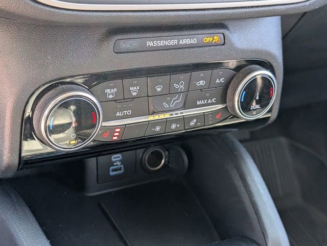 Used 2022 Ford Escape SEL image 28