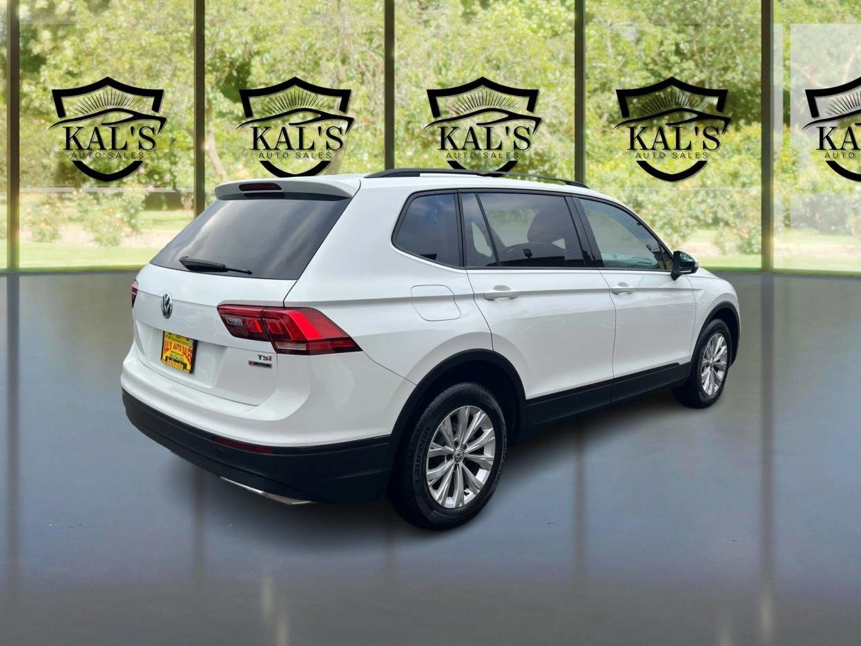 Used 2018 Volkswagen Tiguan S w/ 3rd Row Seat Package AWD/4WD image 5