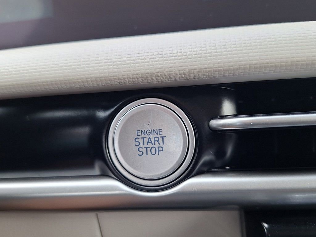 New 2025 Hyundai Tucson SE image 23