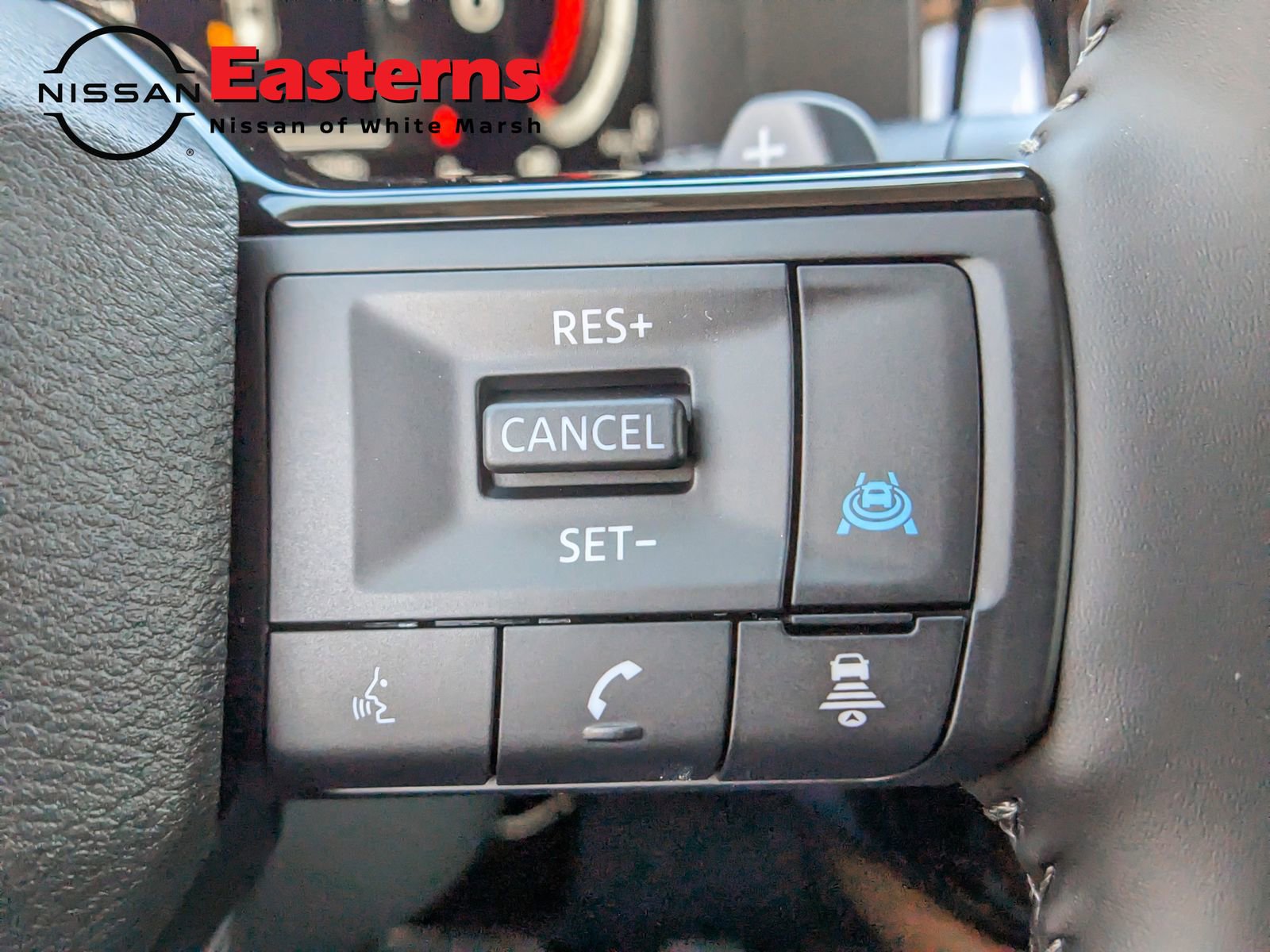 New 2026 Nissan Pathfinder Platinum image 18