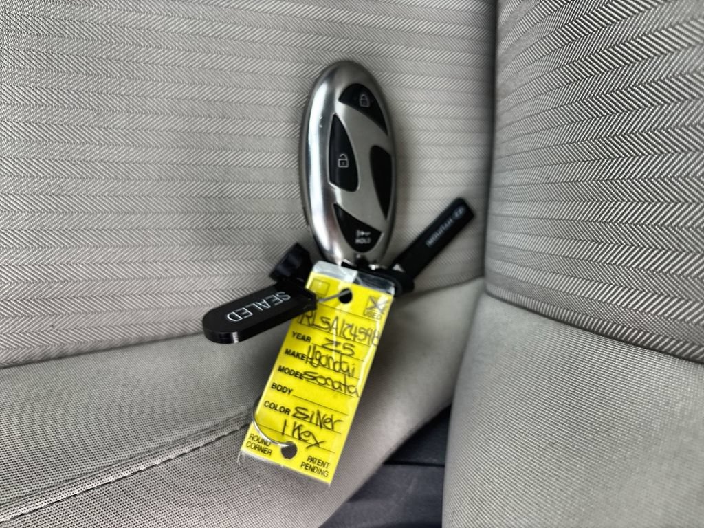 Certified 2025 Hyundai Sonata SEL FWD image 28