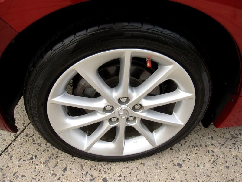 Used 2013 Lexus CT 200h image 34