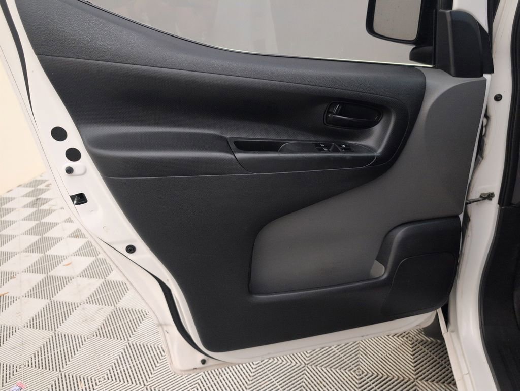 Used 2019 Nissan NV200 S w/ Back Door Glass Package FWD image 29