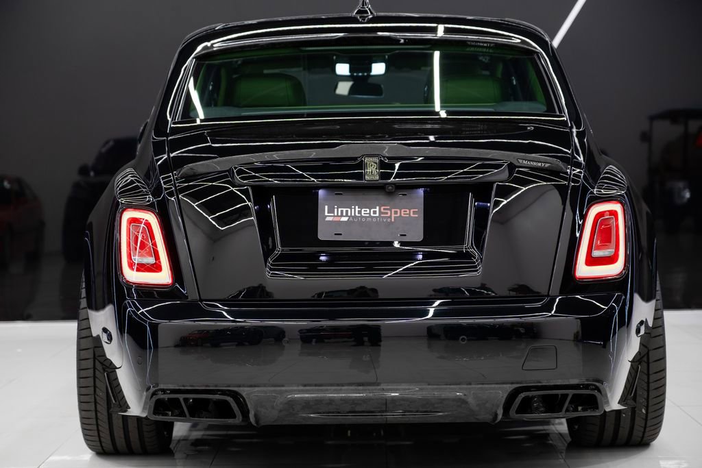 Used 2023 Rolls-Royce Phantom Sedan w/ The Phantom Package RWD image 23