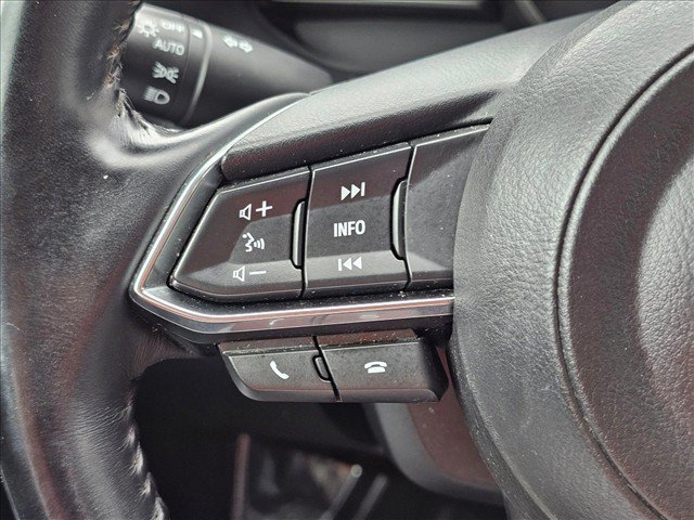 Used 2018 MAZDA MAZDA3 Touring FWD image 25