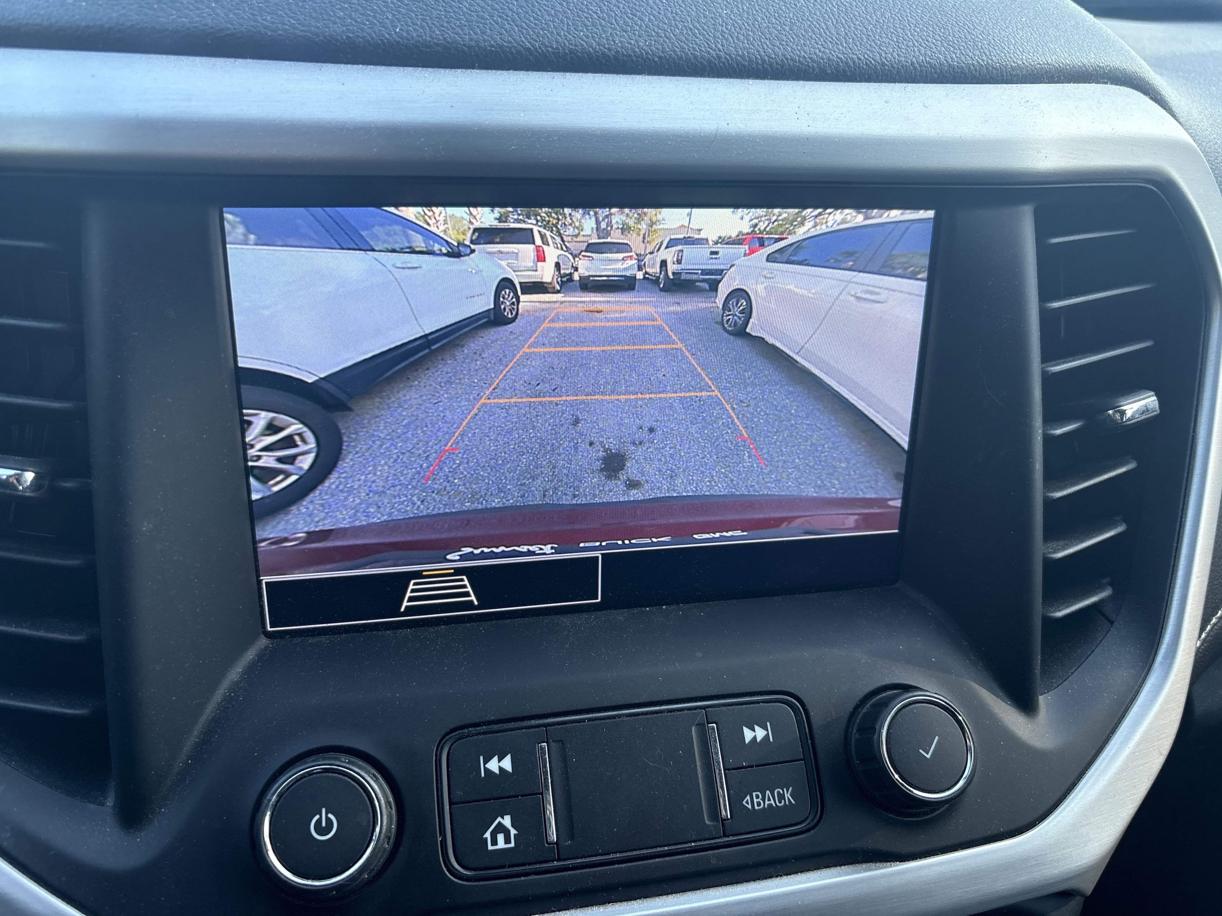 Certified 2020 GMC Acadia SLE image 12