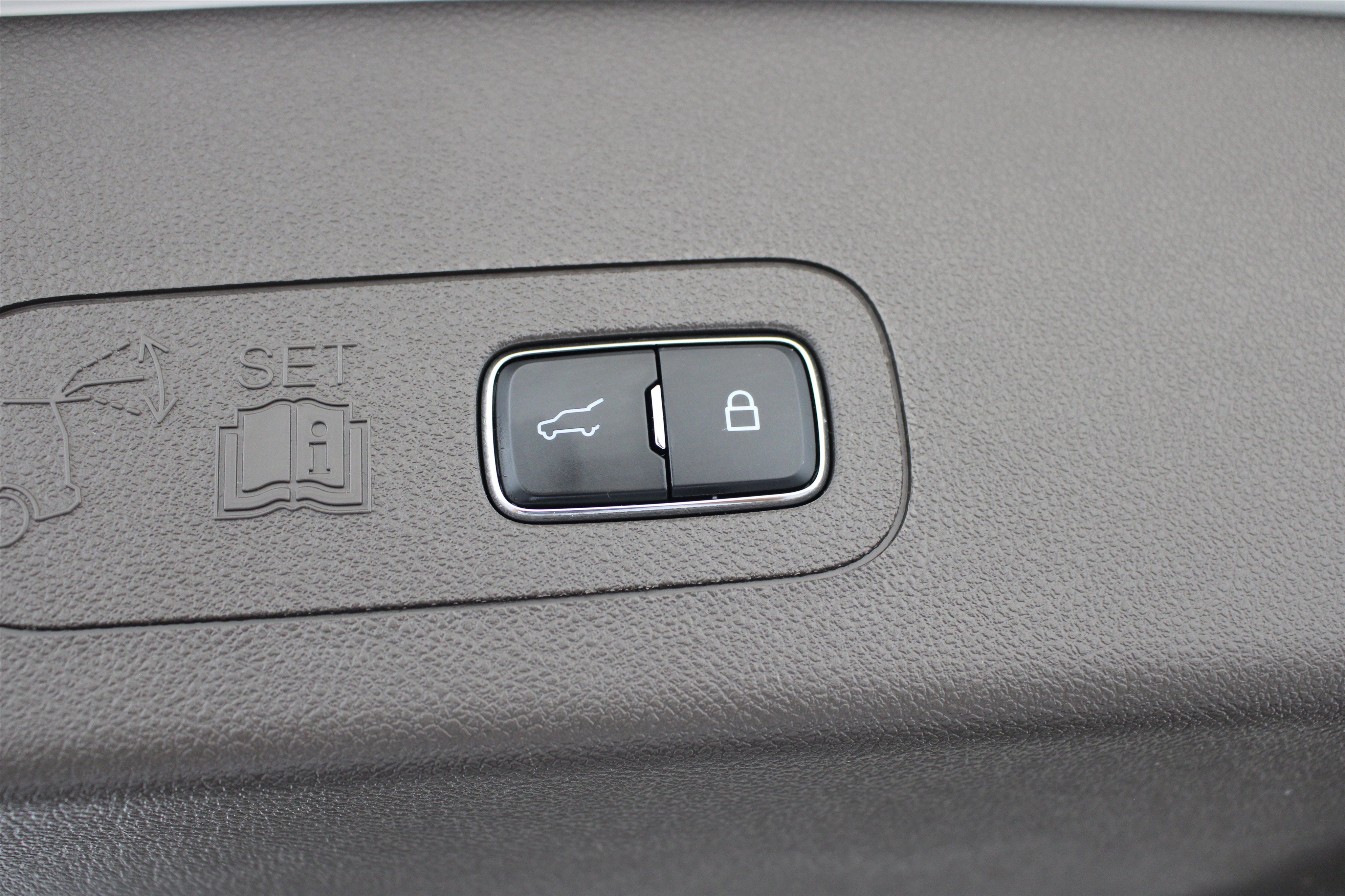 Used 2023 Lincoln Aviator Reserve w/ Equipment Group 201A AWD/4WD image 30