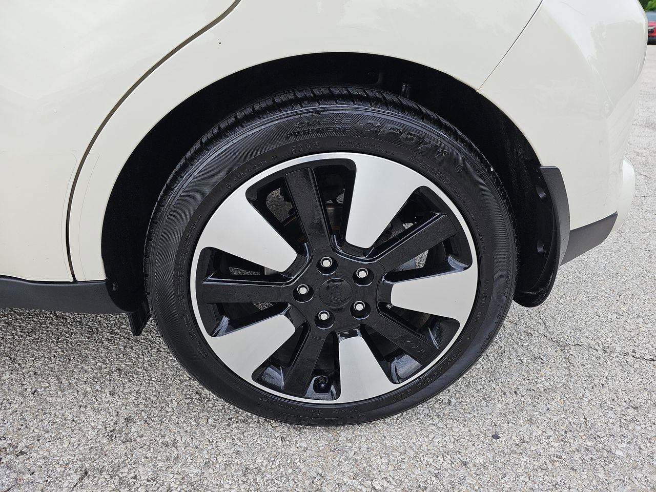 Used 2015 Kia Soul ! w/ Sun & Sound Package FWD image 42