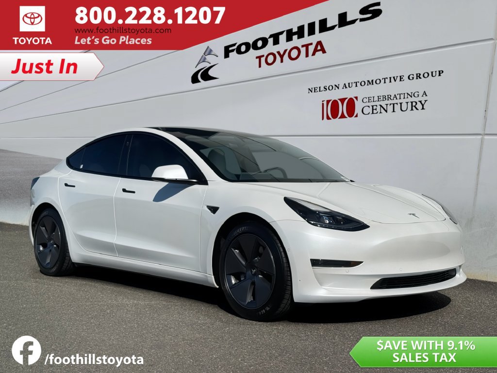 Used 2021 Tesla Model 3 Standard Range Plus RWD image 1