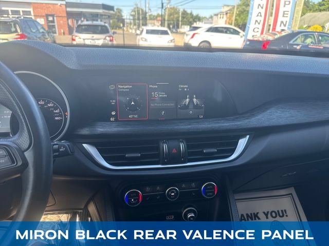 Used 2020 Alfa Romeo Stelvio Sport w/ Quick Order Package 22J Sport AWD/4WD image 17