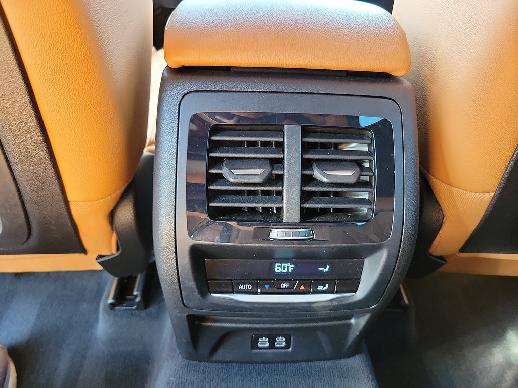 Used 2024 BMW X3 sDrive30i w/ Convenience Package RWD image 12