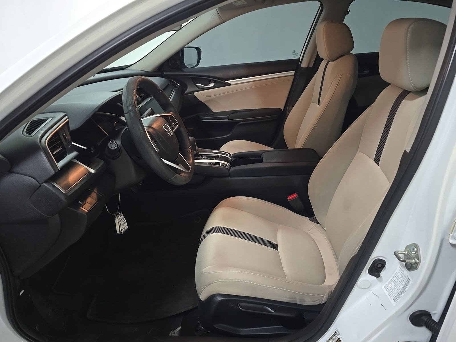Used 2018 Honda Civic EX image 10
