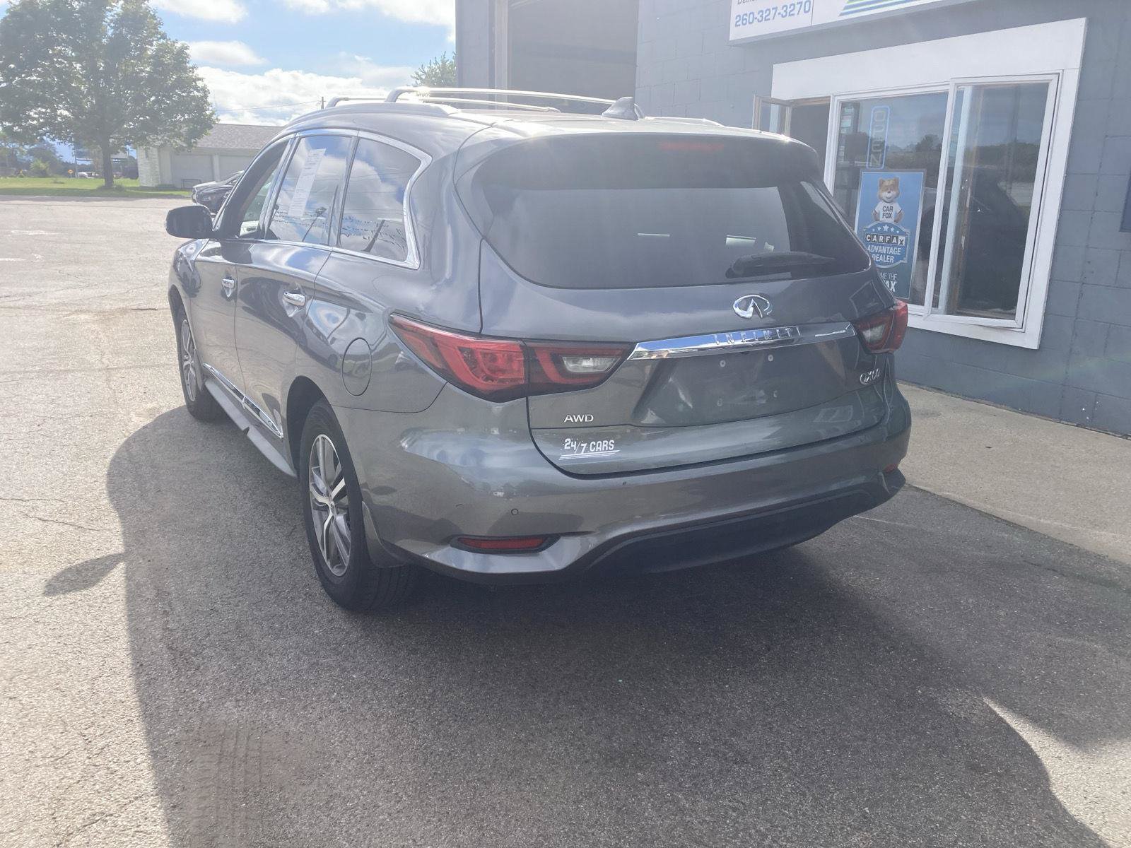 Used 2019 INFINITI QX60 Luxe w/ Essential Package AWD/4WD image 5