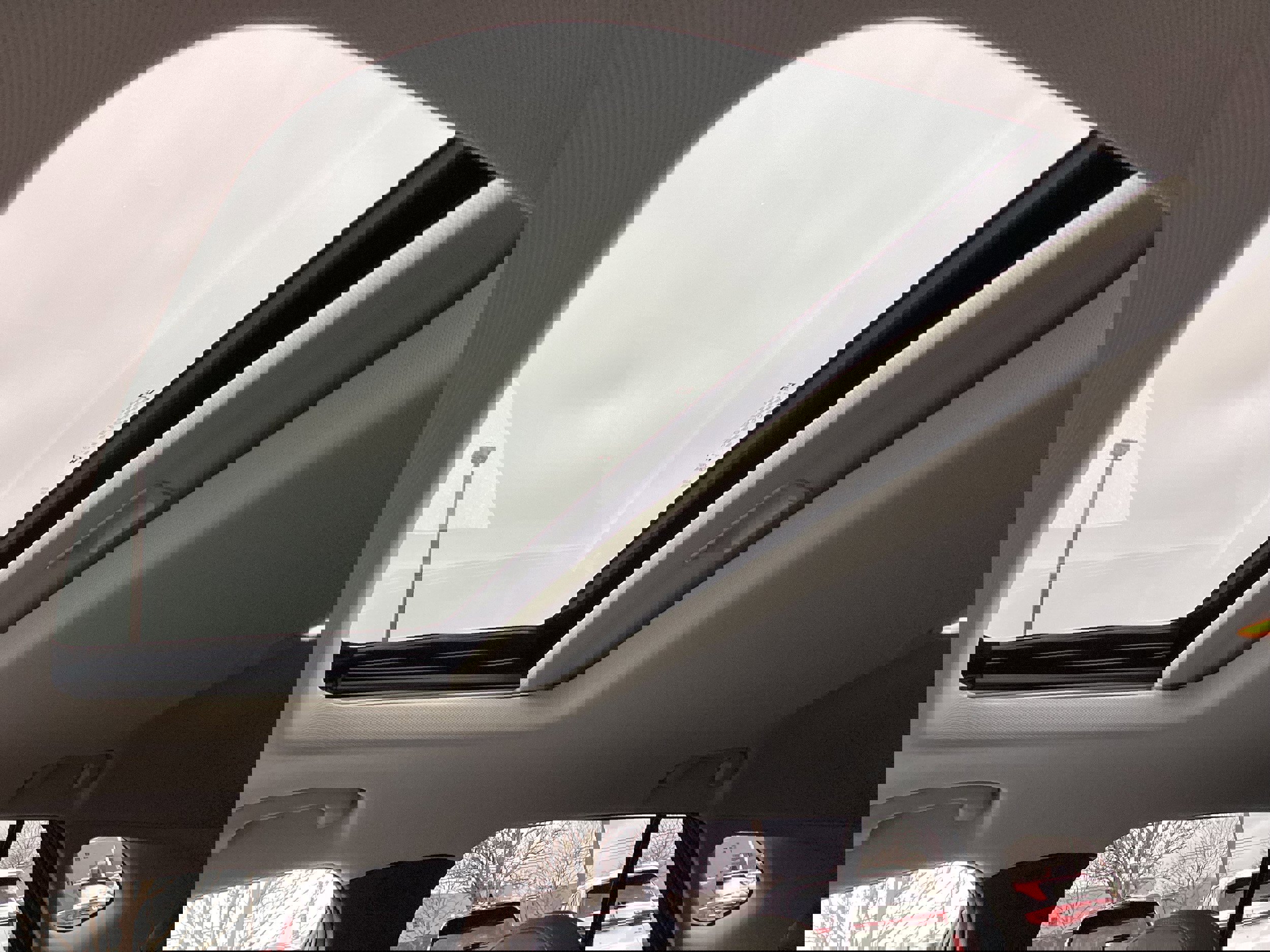 Used 2024 Chevrolet Trax ACTIV w/ Sunroof Package image 17