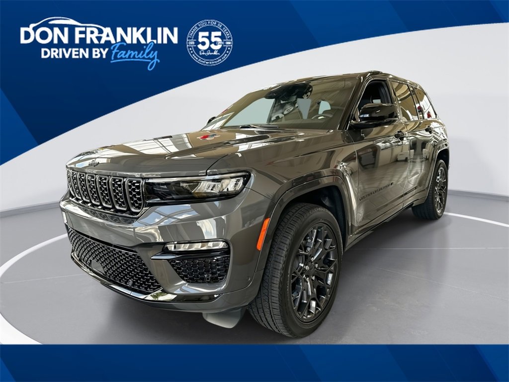 New 2025 Jeep Grand Cherokee Summit w/ High Altitude Package