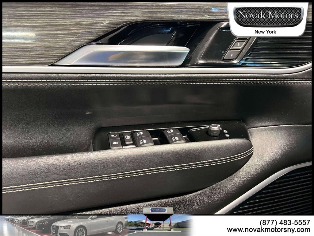 Used 2022 Jeep Wagoneer Series II w/ Premium Group I image 17