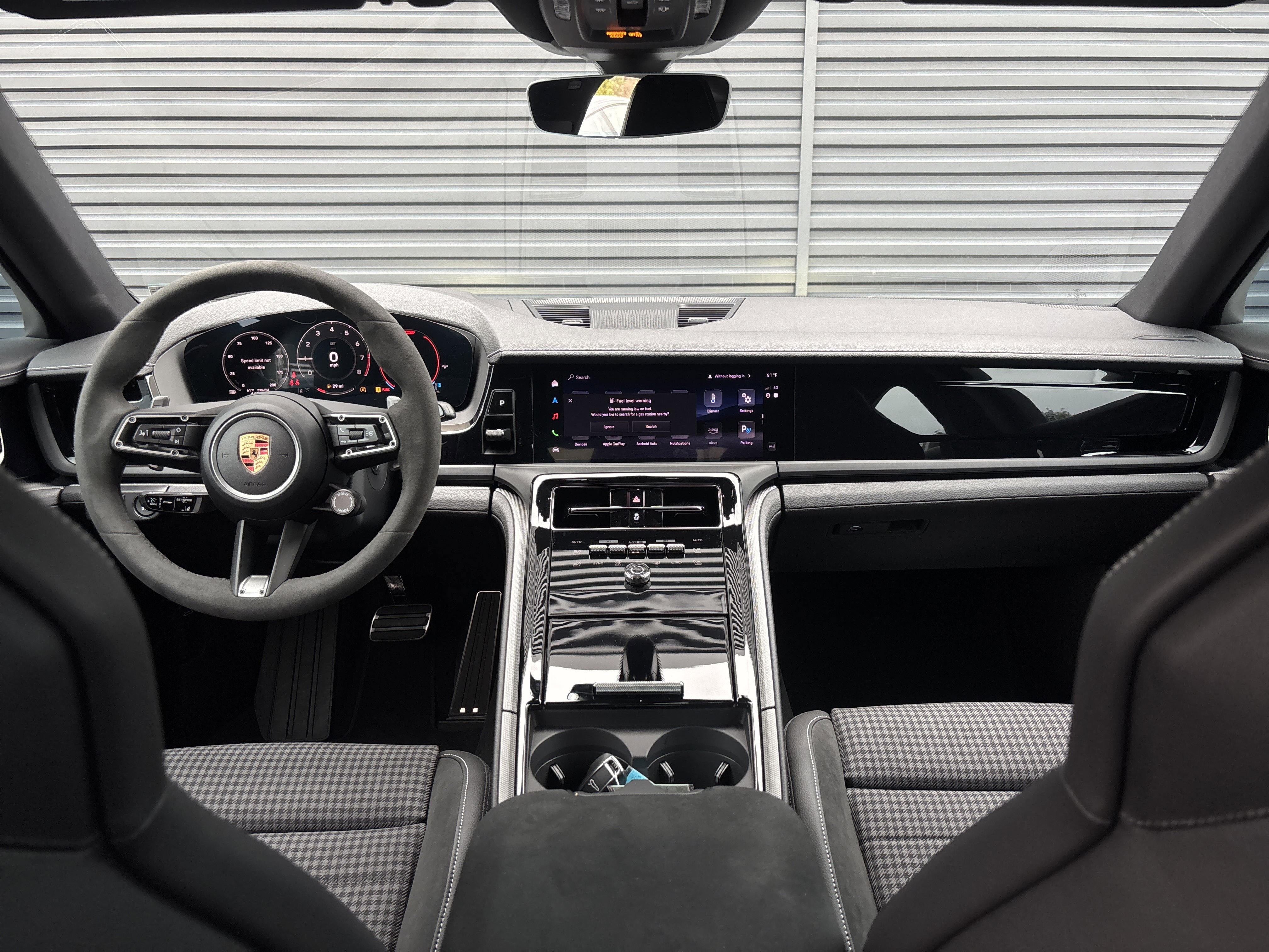 Certified 2026 Porsche Panamera image 12