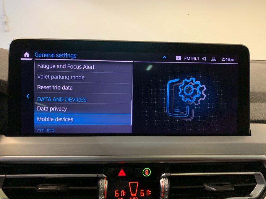 Used 2023 BMW X4 xDrive30i w/ M Sport Package AWD/4WD image 34