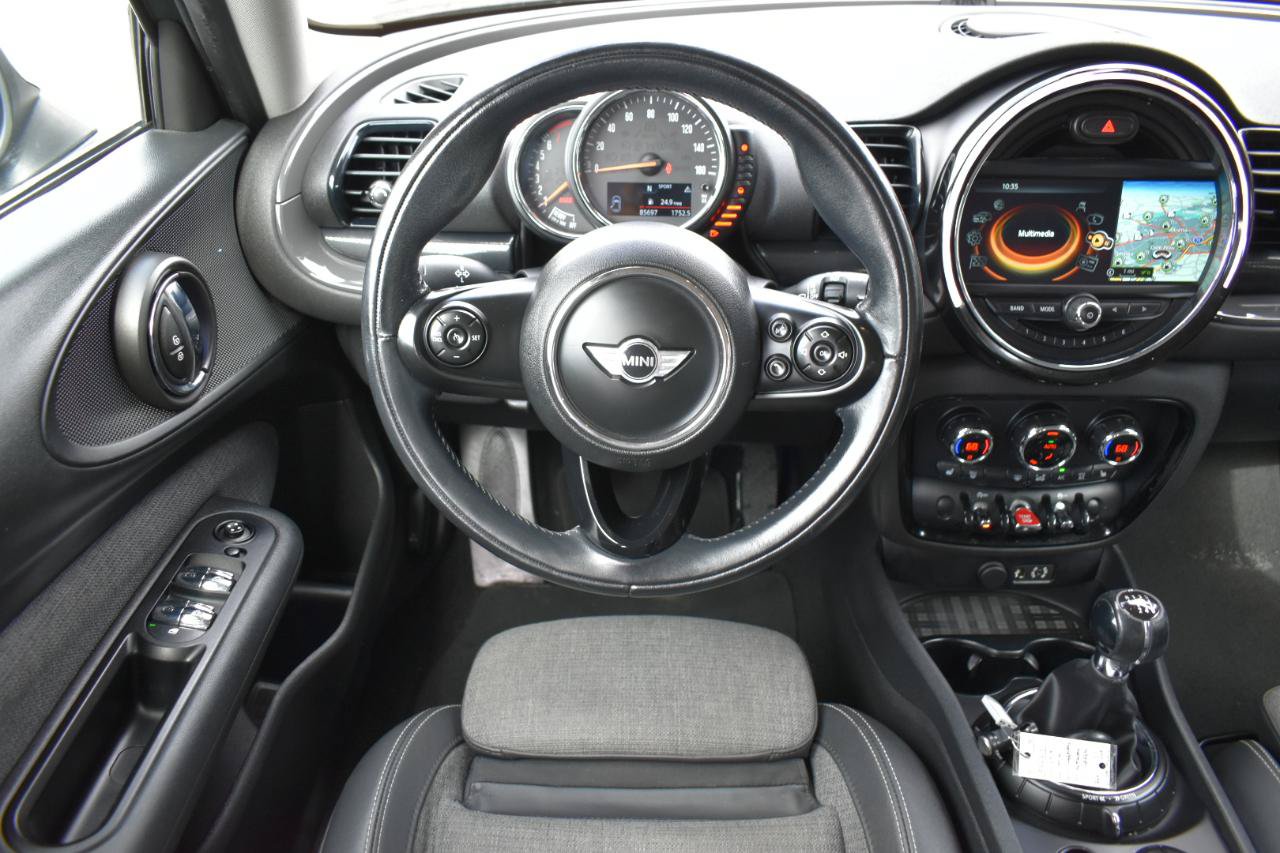 Used 2016 MINI Cooper Clubman FWD image 12
