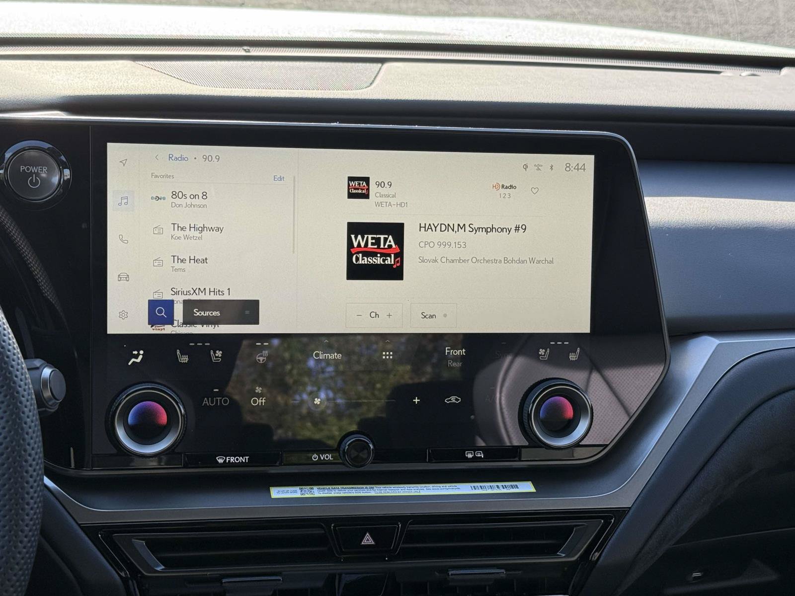 New 2026 Lexus TX 500h AWD w/ Technology Package image 10