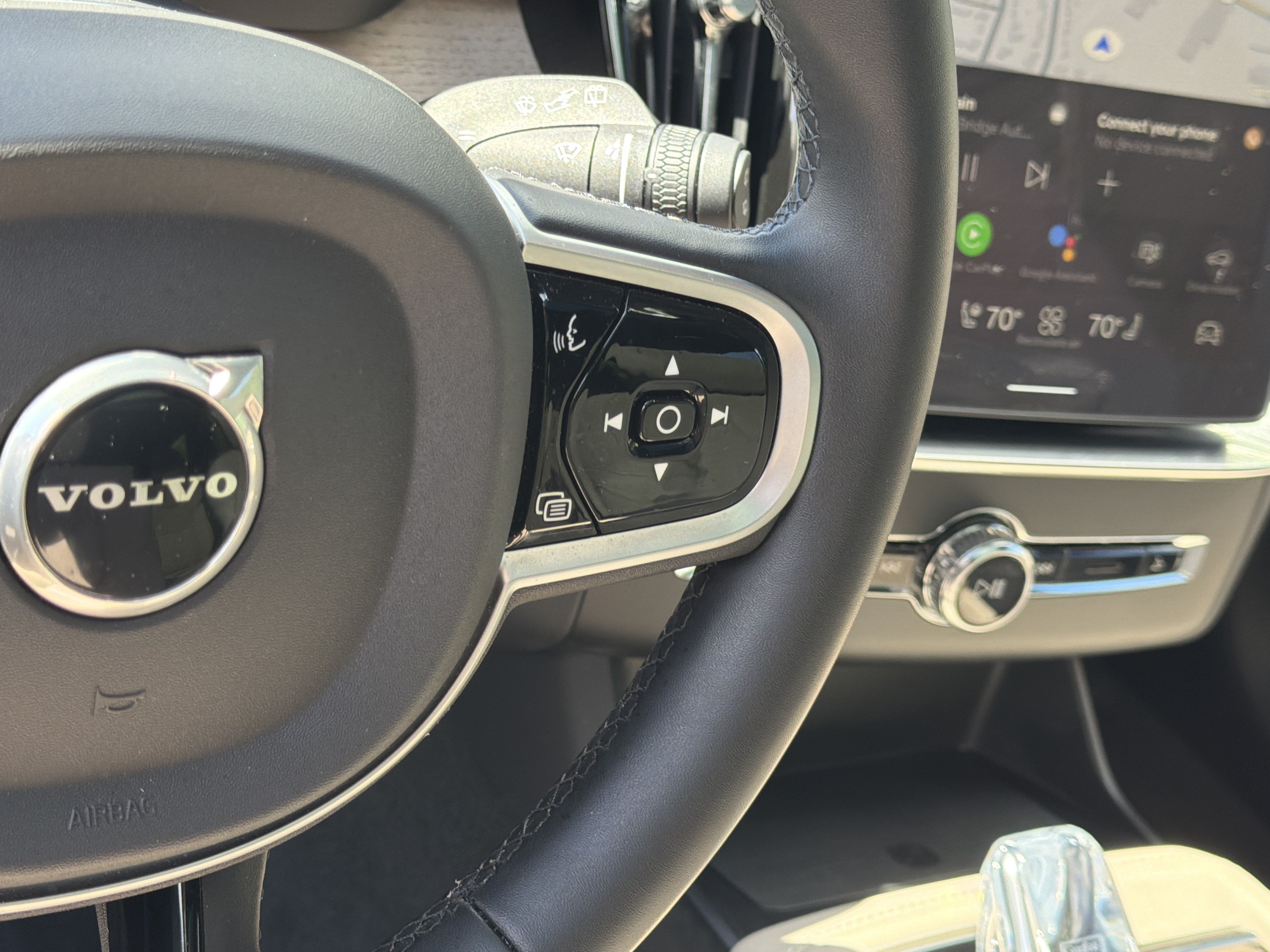 Certified 2026 Volvo XC90 B6 Plus w/ Protection Package Premier AWD/4WD image 22