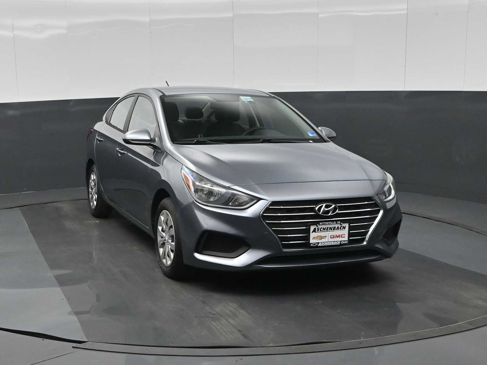 Used 2019 Hyundai Accent SE image 3