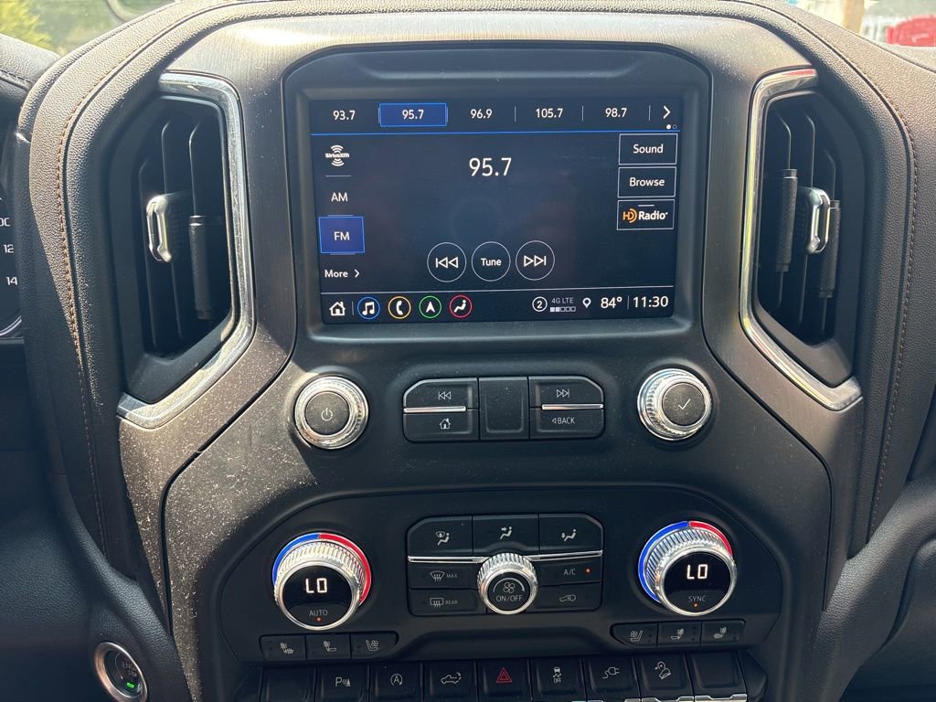 Used 2021 GMC Sierra 1500 AT4 w/ AT4 Premium Package AWD/4WD image 18