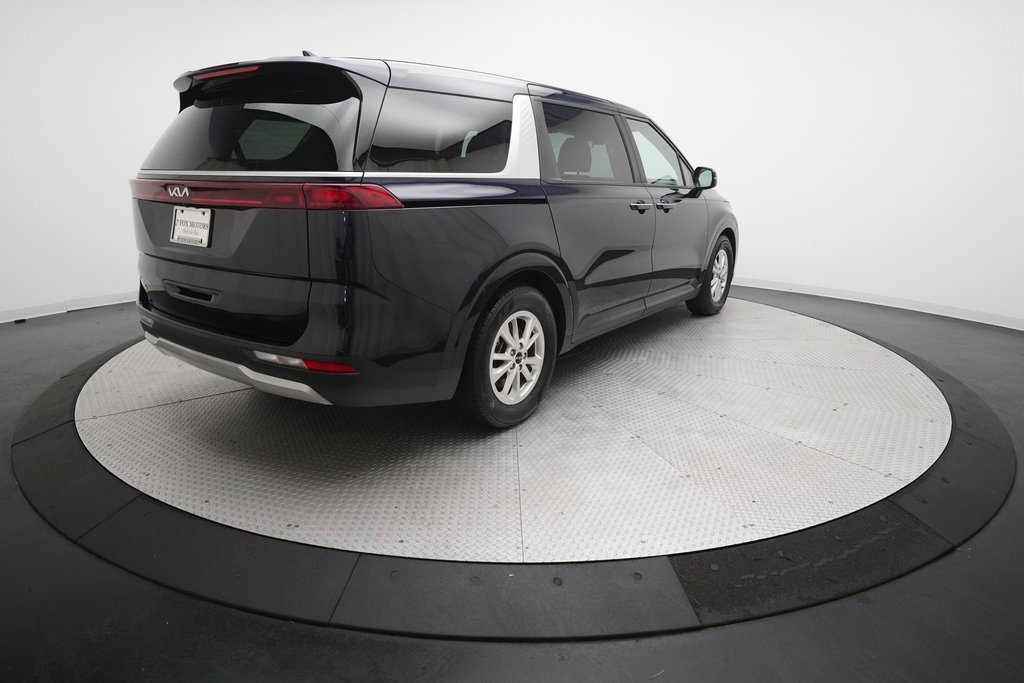 Certified 2024 Kia Carnival LX image 36